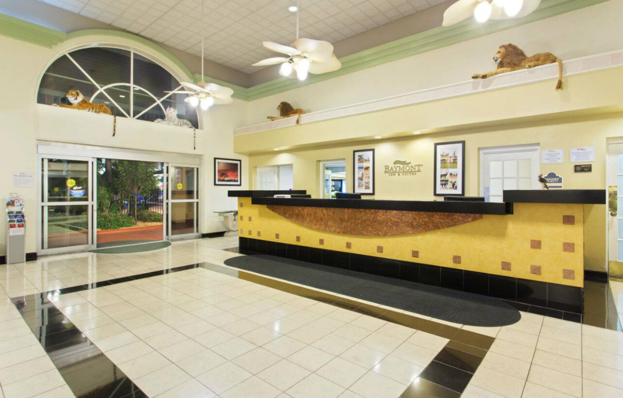 מלון Baymont By Wyndham Tampa Near Busch Gardens מראה חיצוני תמונה